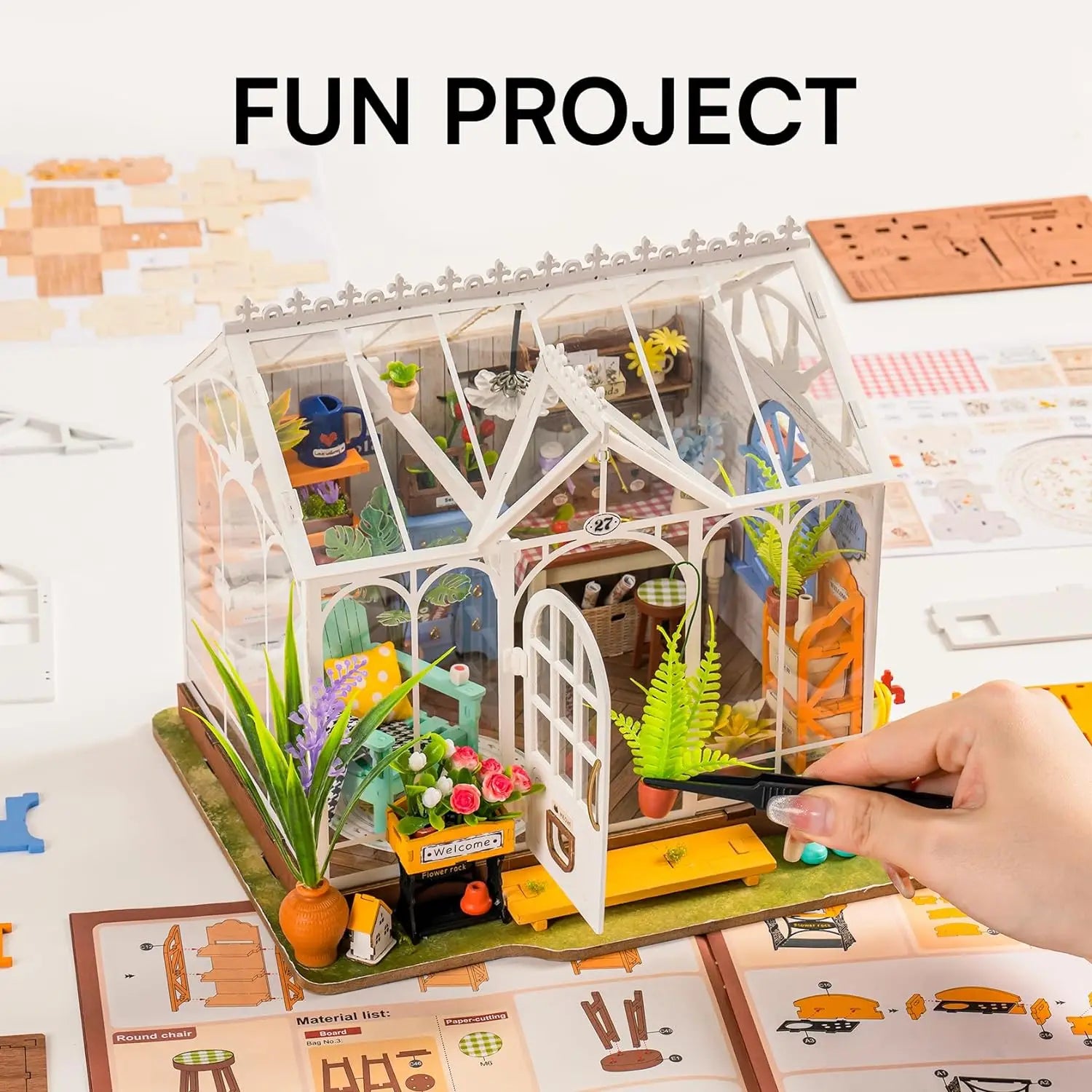 Rolife Dreamy Garden House 3D Puzzle DIY Miniature Dollhouse Kit Crafts Hobbies Bookshelf Decorative Objects DG163