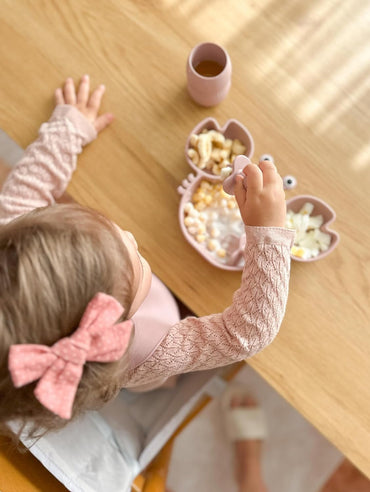 Silicone Baby Plate with Suction + Baby Sippy Cup + Baby Feeding Spoon Fork, Divided Kid Toddler Baby Suction Plate, Baby Feeding Items Led Weaning Set, Crab Pink