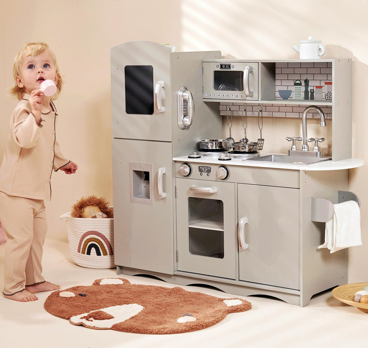 Kidoz Signature Kids Wooden Kitchen, Large Pretend Role Play Kitchen with Realistic Oven, Microwave and Sink with Taps, Kitchen Playset with Sounds and Lights for Kids (White Kitchen Only)
